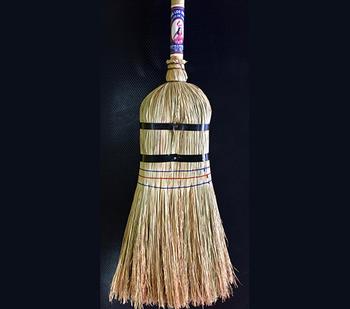 Escoba Baja Policía Trujillana